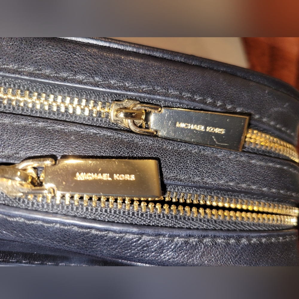 Michael Kors Quilted Stud Camera Bag - Picture 9 of 14